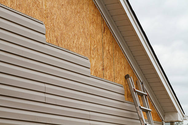 Professional Fiber Cement Siding technician working in Jackson Center, PA